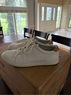 Allen Edmonds White Leather Sneakers with Brown Heel Tab